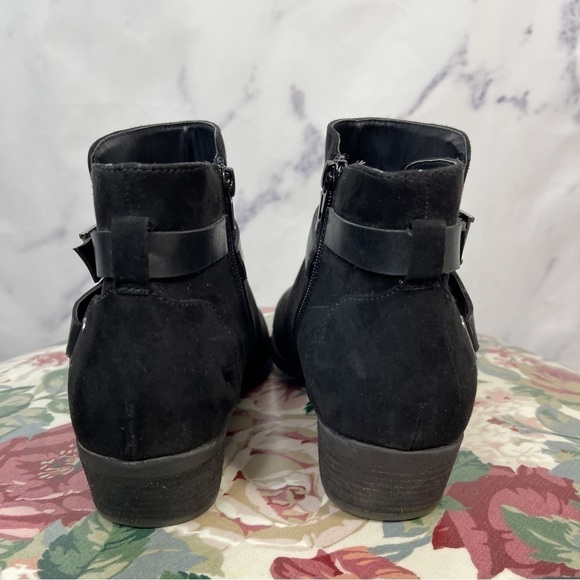 CARLOS by Carlos Santana | Black “Boston” Booties | 8 1/2 - Picture 4 of 10
